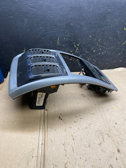 2007 - 2012 GMC Acadia A/C Heater Climate Control Radio Panel Bezel OEM X5820 DG4