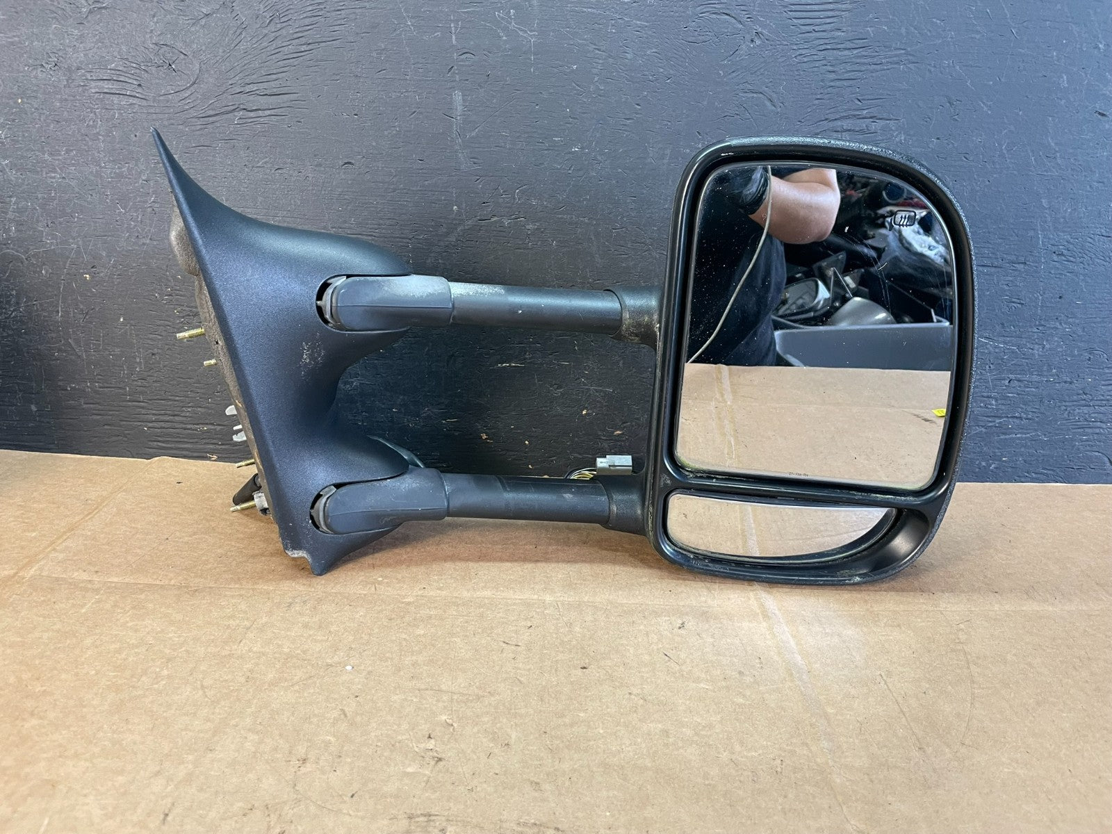 1999 to 2007 Ford F250 F350 F550 Duty Right Passenger RH Side Mirror AE0938 DW9
