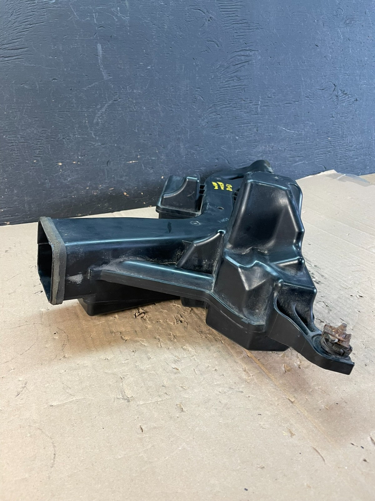2013 to 2018 Nissan Altima 2.5L Front Air Cleaner Intake Duct Tube AD8273 DG1