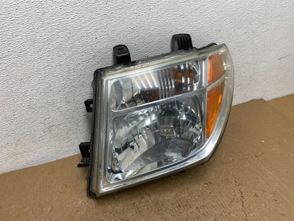 2005-2007 Nissan Pathfinder Halogen Headlight Left Driver LH AD8226 DW2