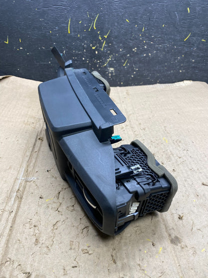 2020 to 2023 Ford  Explorer Console Radio Display Screen Air Vents Oem X6163 DG3