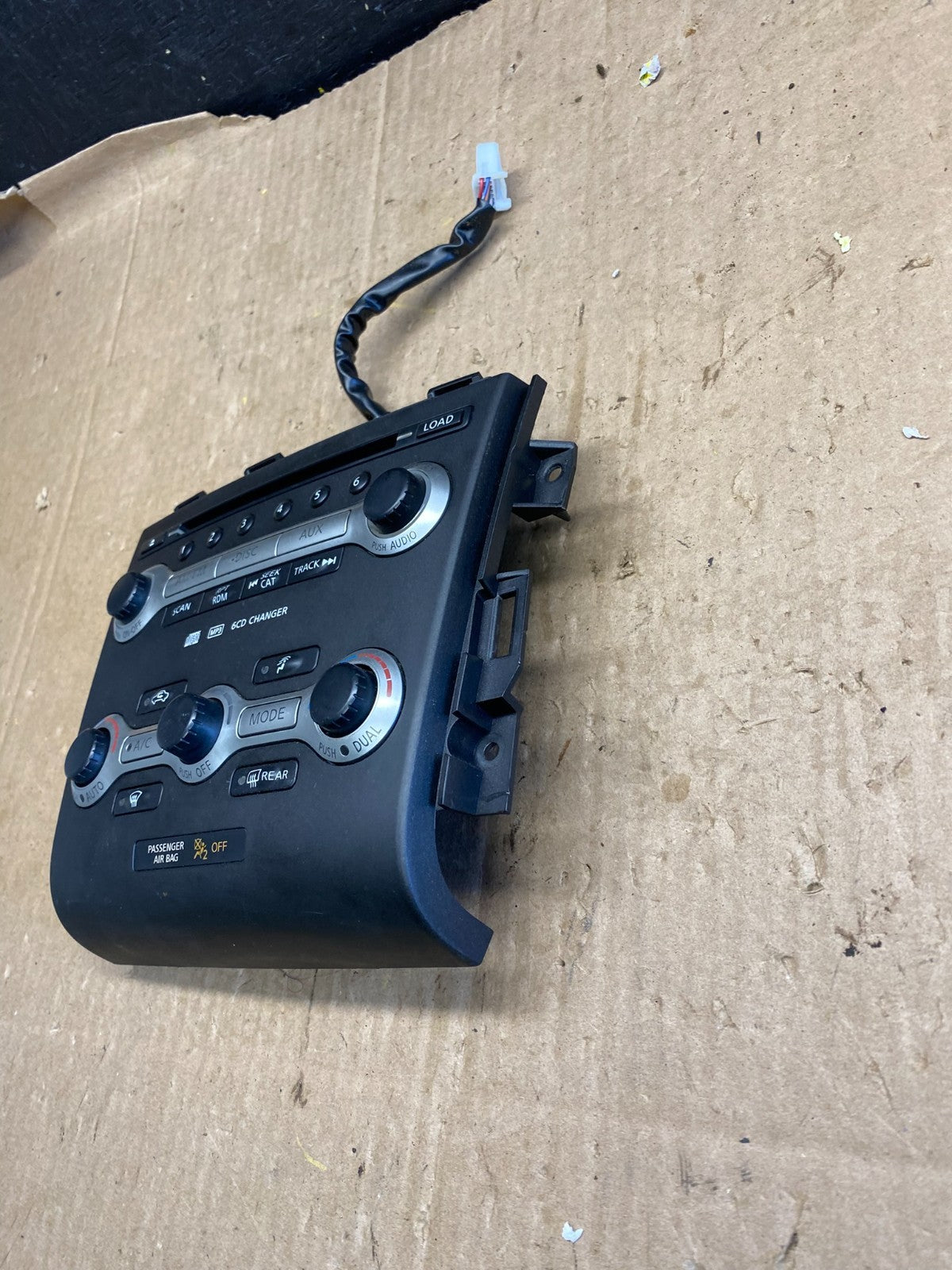 2010 - 2014 Nissan Murano Temperature Climate A/C AC Control Panel Z1725 DG1