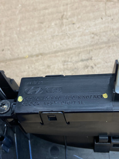 2014-2016 Hyundai Elantra Center Radio Climate Control Air Vent Bezel AH1565 DG5