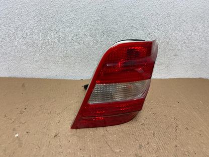 2006 - 2008 Mercedes ML 350 Ml-Class Right Passenger Tail Light AD8245 DW2