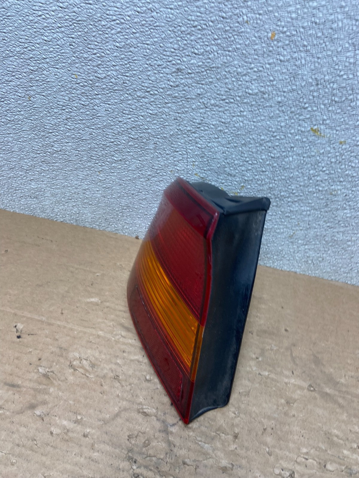2000 to 2004 Subaru Legacy Left Driver LH Side Tail Light AB4717 DG1