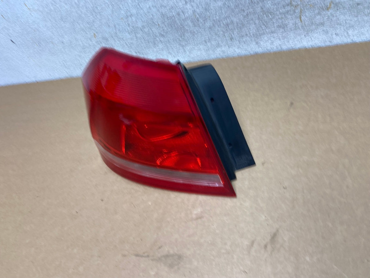 2012 to 2015 Volkswagen Passat Left Driver Lh Side Tail light AI2592 LK1