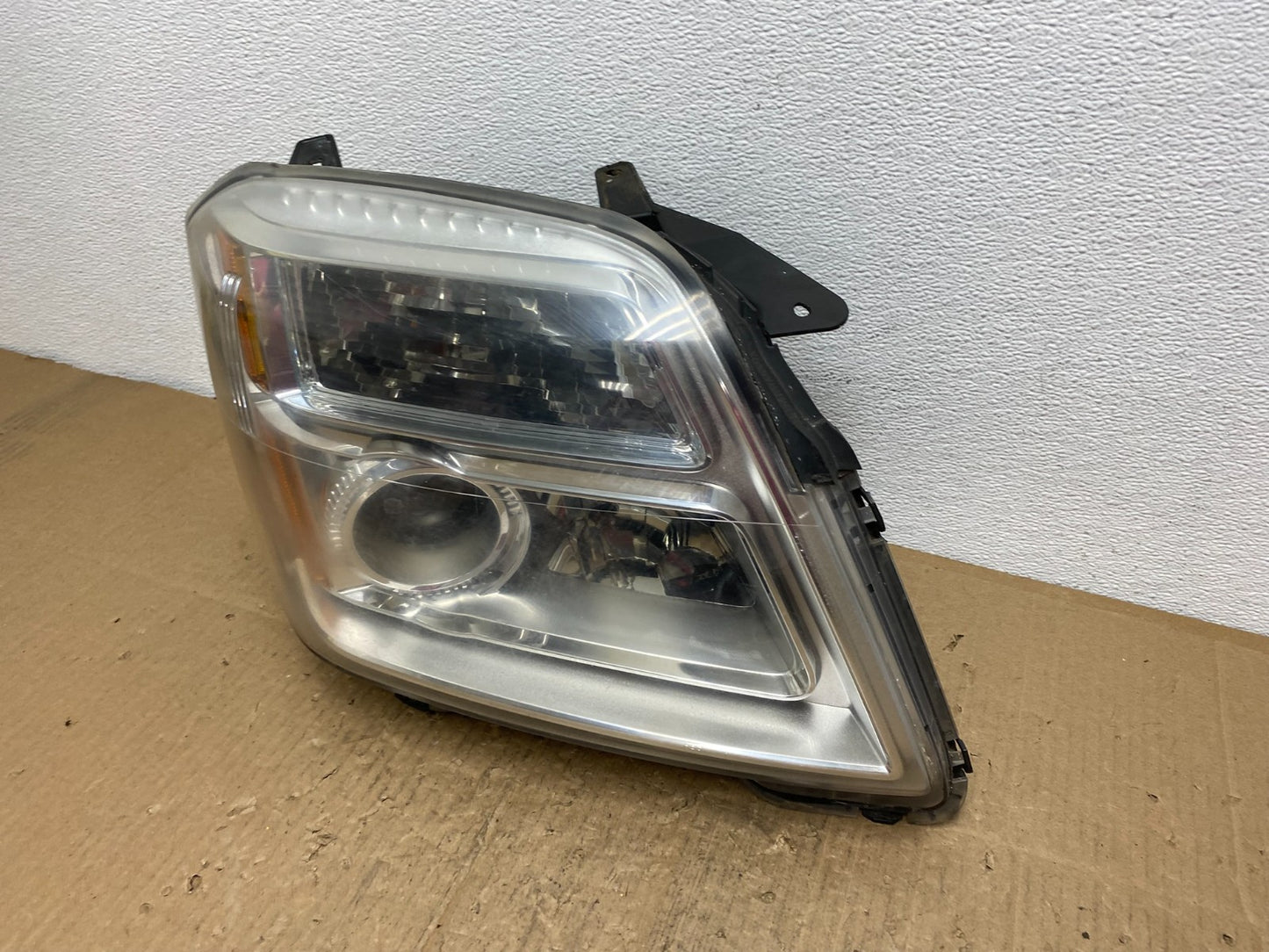 2010 - 2015 GMC Terrain Halogen Passenger Right Rh Side Headlight DEPO AB8523 DW1