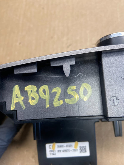 2013 - 2015 Toyota Venza A/C Heater Climate Control Unit Switch AB9250 DG5