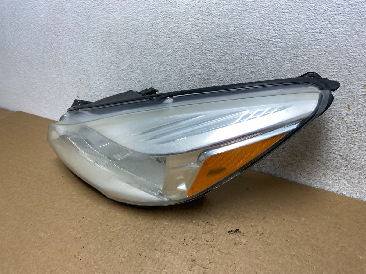 2013 - 2016 Ford Escape Headlight Left Driver Lh Side Halogen AI3591 DW1