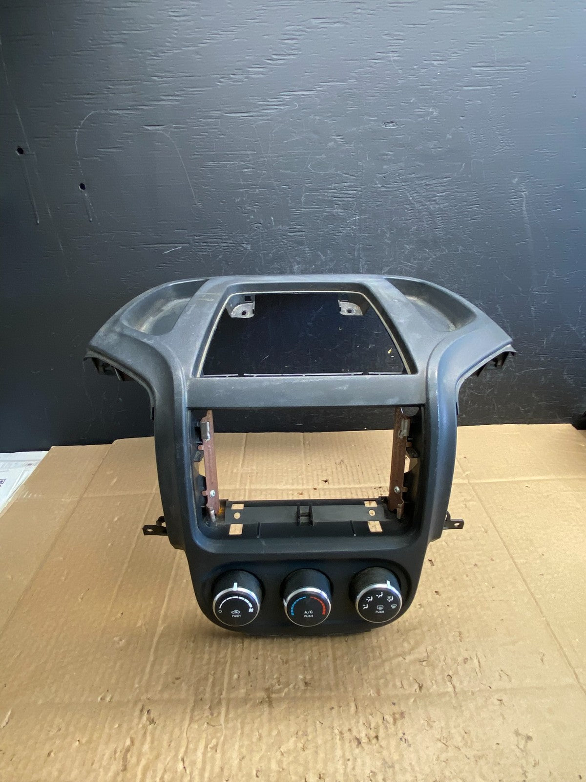 2014 to 2018 Ram Promaster Climate Control Radio Bezel Trim ac9504 DG0