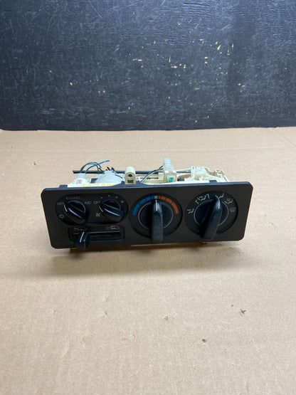 1992 to 1997 Mitsubishi Montero Climate Control Hvac A/C Heater AI6227 DG0