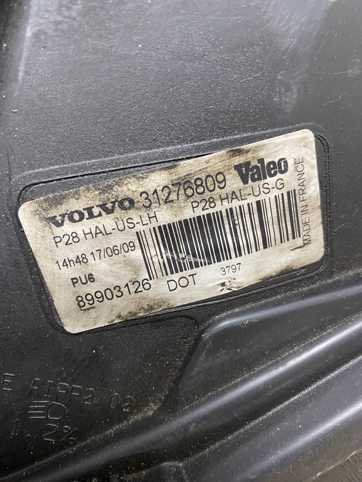 2003-2013 Volvo XC90 Left Driver LH Side Halogen Headlight AI8206 DW10