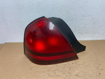 2003-2011 Mercury Grand Marquis Left Driver Lh Side Tail Light AD4316 LK0
