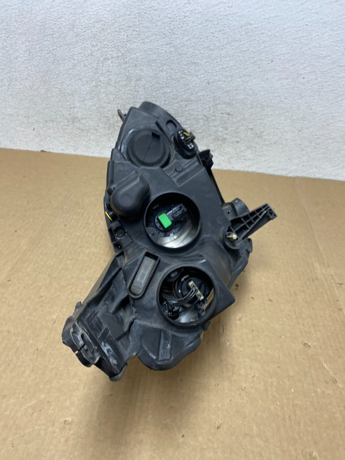2013 to 2016 Ford C-MAX Left Driver LH Side Headlight AF9625 DW8
