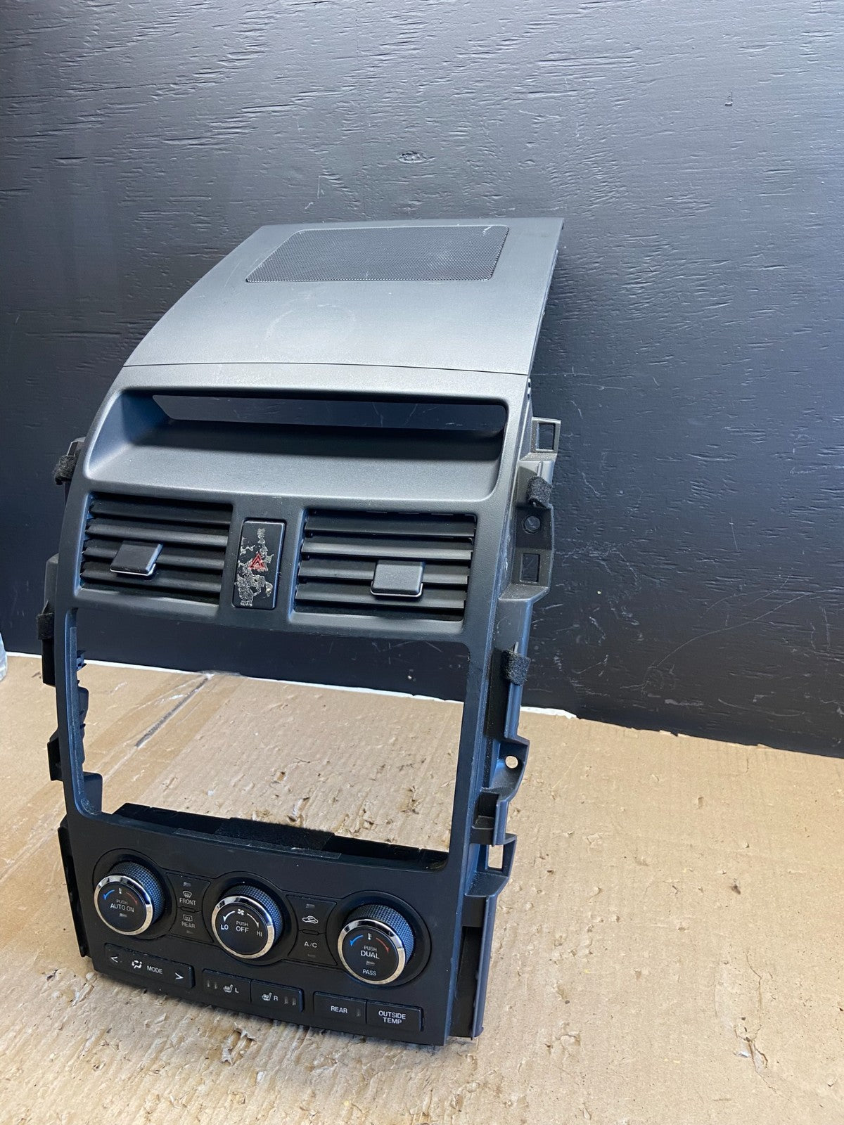 2010 - 2015 Mazda CX-9 Radio Dash Trim Bezel W/Vent AC Climate Control ab8625 DG1