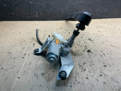 2010-2017 Chevrolet Equinox Rear Glass Windshield Wiper Motor X0933 DG4