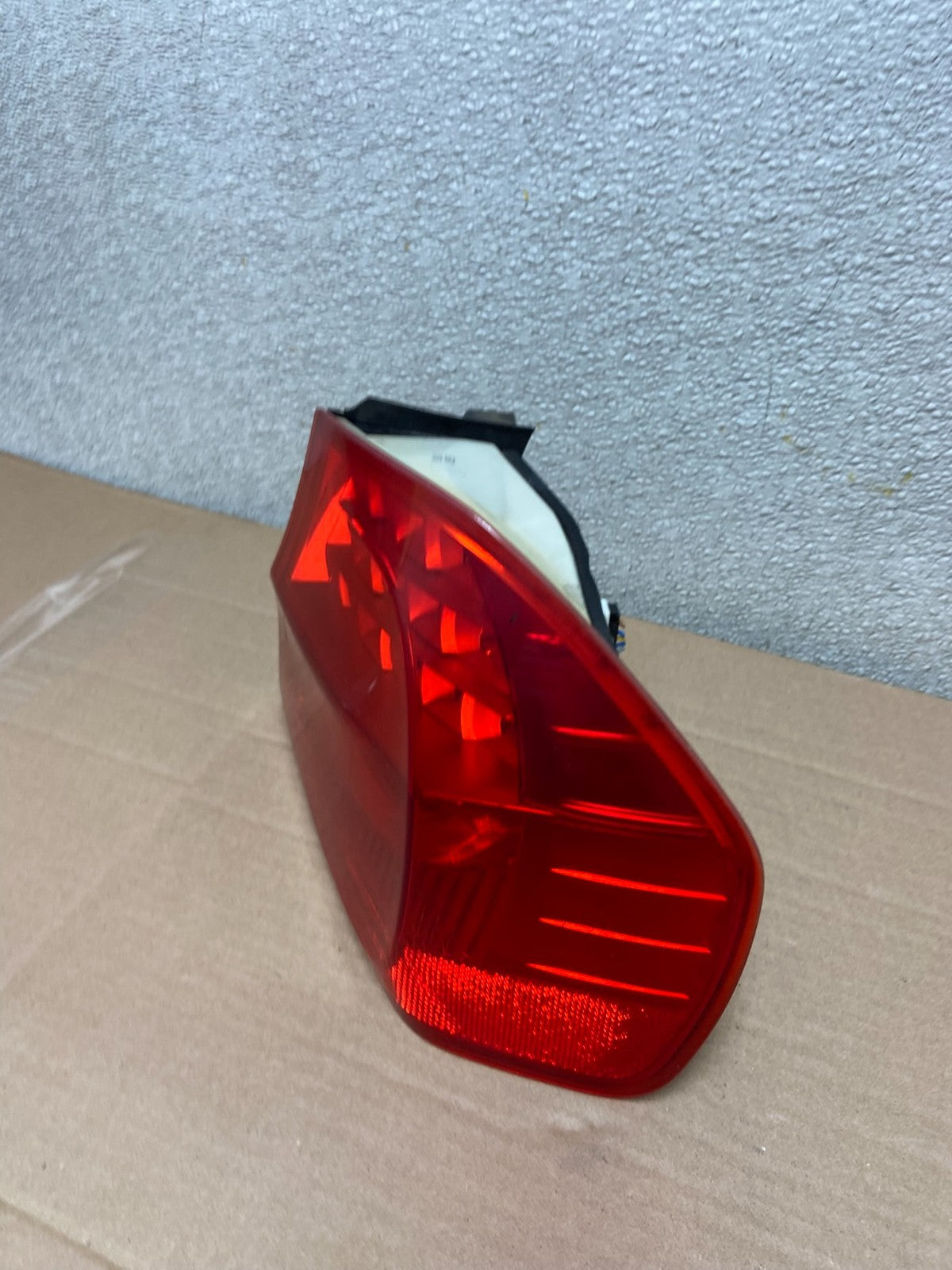 2009 2010 BMW 328i 3 Series Right Passenger RH Side Tail Light Oem AA8629 LK1