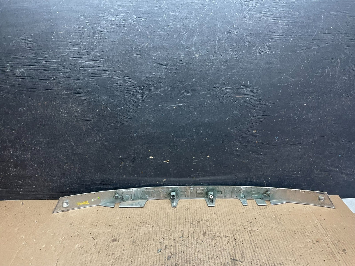 2010 Mitsubishi Endeavor Rear Chrome Trunk Trim Molding M6109 DG10