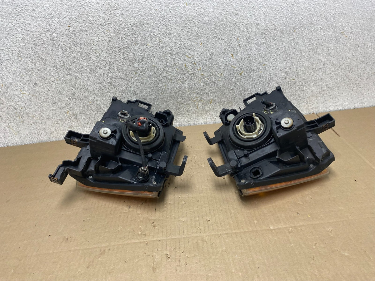 2005-2015 Nissan Xterra Driver Left+Right Side Set Headlights AI2172 DW13