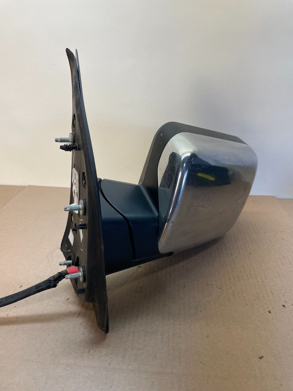 2004 to 2010 Infiniti QX56 Left Driver LH View Door Mirror AI8740 DG1