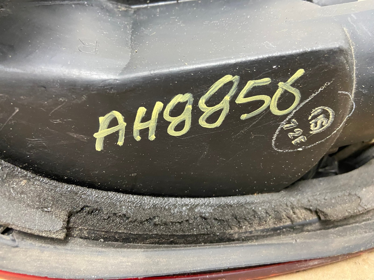 1991 to 1997 Toyota Previa Right Passenger Side Tail Light AH8856 LK6