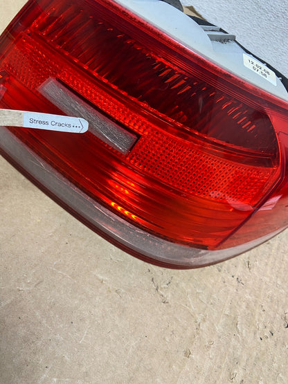 2007 to 2010 BMW M3 328i 335i Coupe Right Passenger RH Tail Light AF7460 DW3