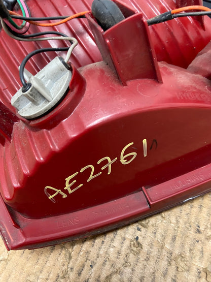 2001 2002 2003 Hyundai Elantra Right Passenger Rh Tail Side Light AE2761 LK8