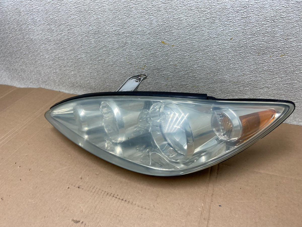 2005 to 2006 Toyota Camry Left Driver LH Halogen Headlight X9194 DW1