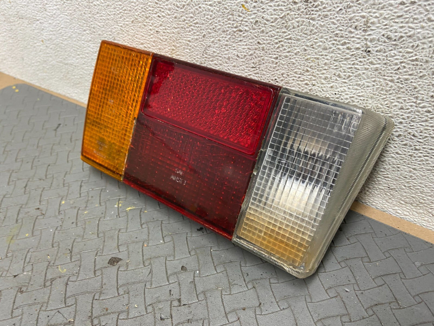 1988 - 1993 Volkswagen Golf MK1 Convertible Left Side Tail Light C5421 OEM1