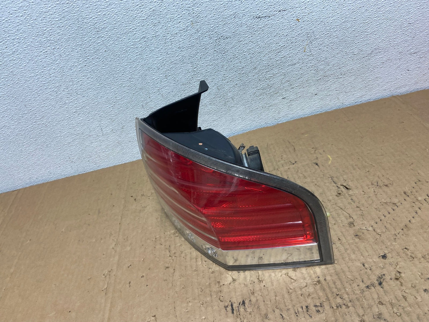 2007 2008 2009 2010 Lincoln Mkx Right Passenger Rh Side Tail Light AD2495 LK1