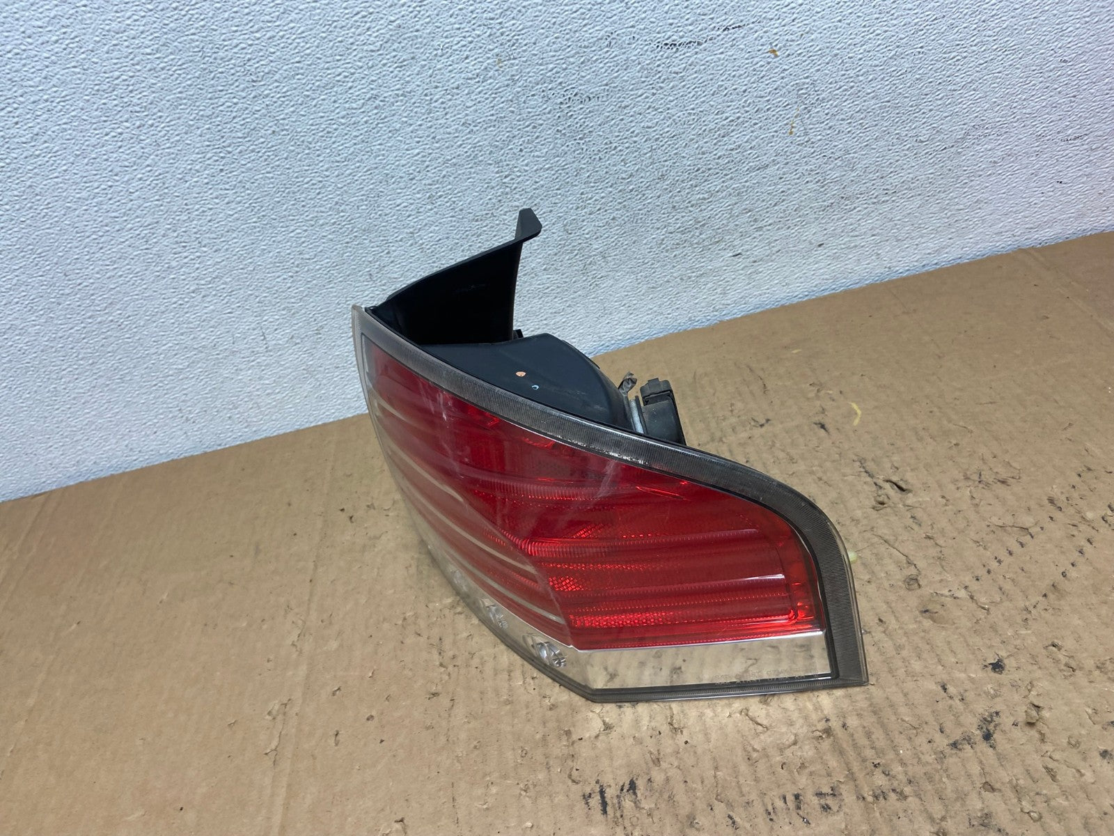 2007 2008 2009 2010 Lincoln Mkx Right Passenger Rh Side Tail Light AD2495 LK1