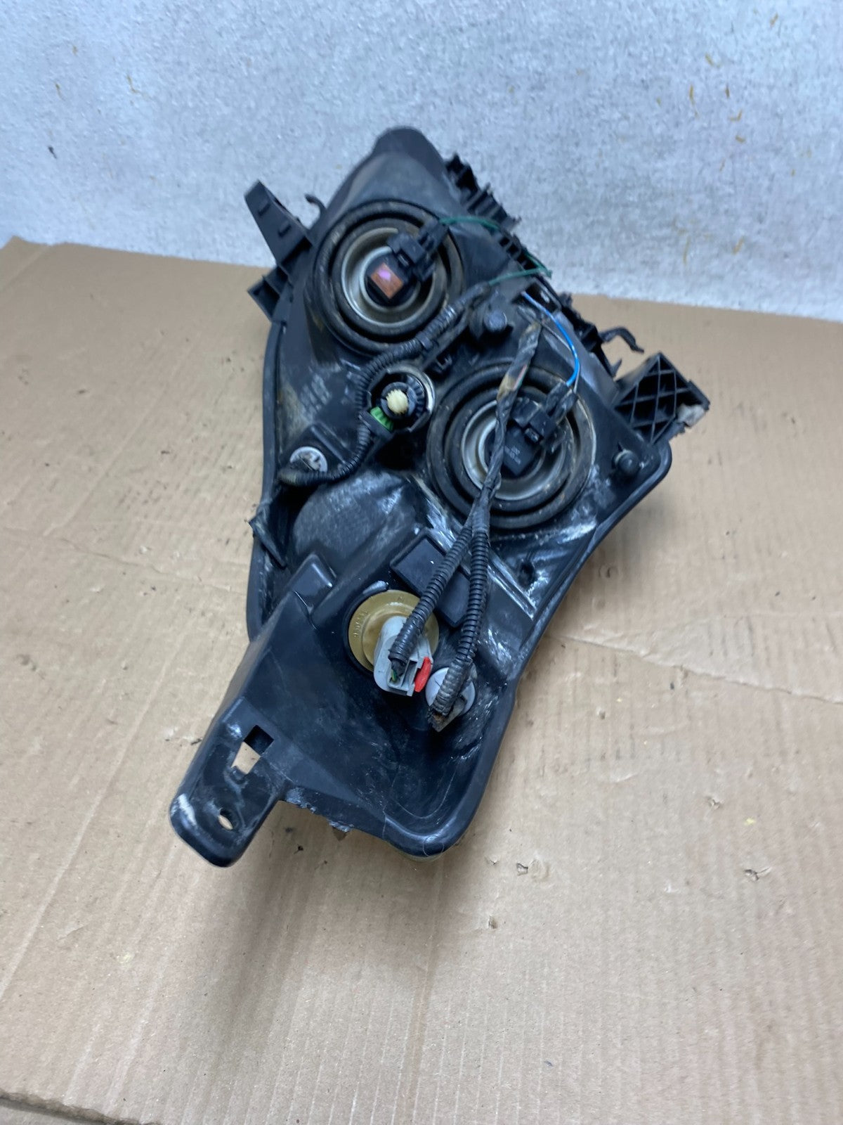 Sedan 2010 2011 2012 Nissan Altima Left Driver Side Headlight AI1278 DW8