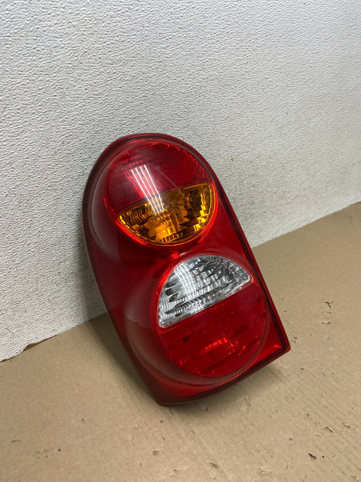 2002 2003 2004 Jeep Liberty Left Driver LH Side Tail Light DEPO AG6883 LK2