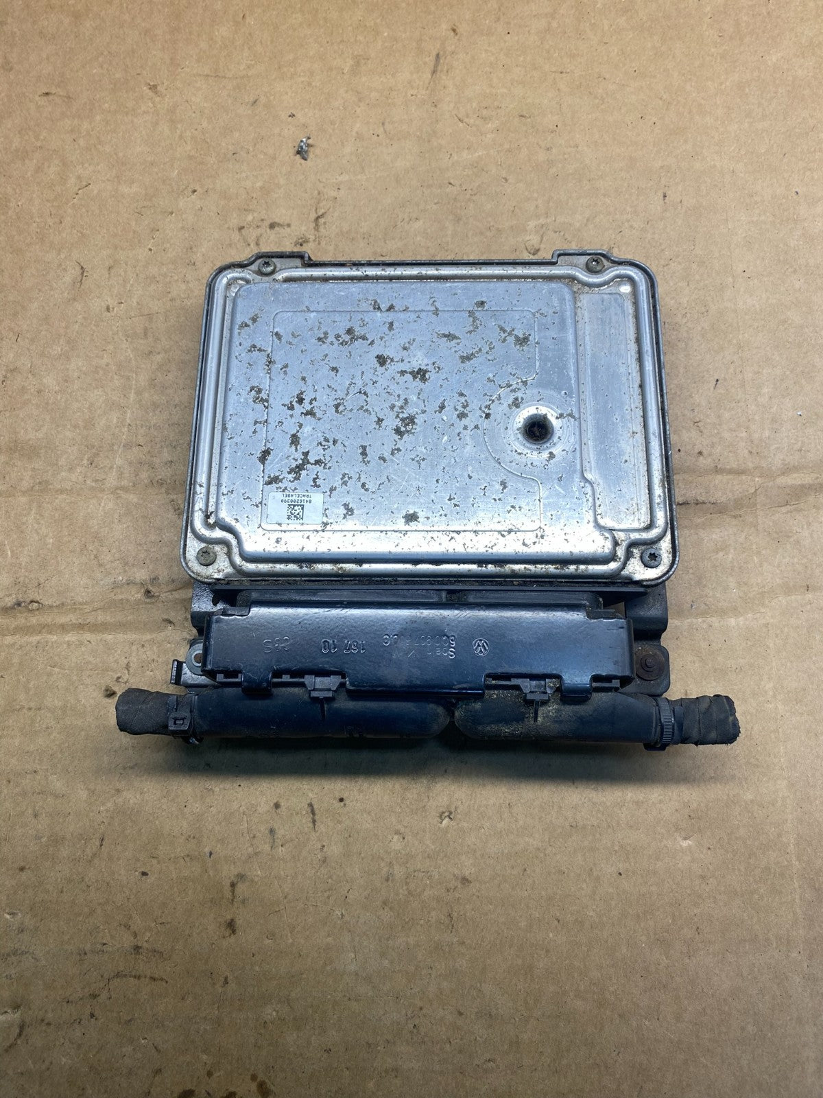 2011 Volkswagen Tiguan 2.0L Turbo Engine Computer Ecu Pcm Ecm Pcu AD7416 DG1