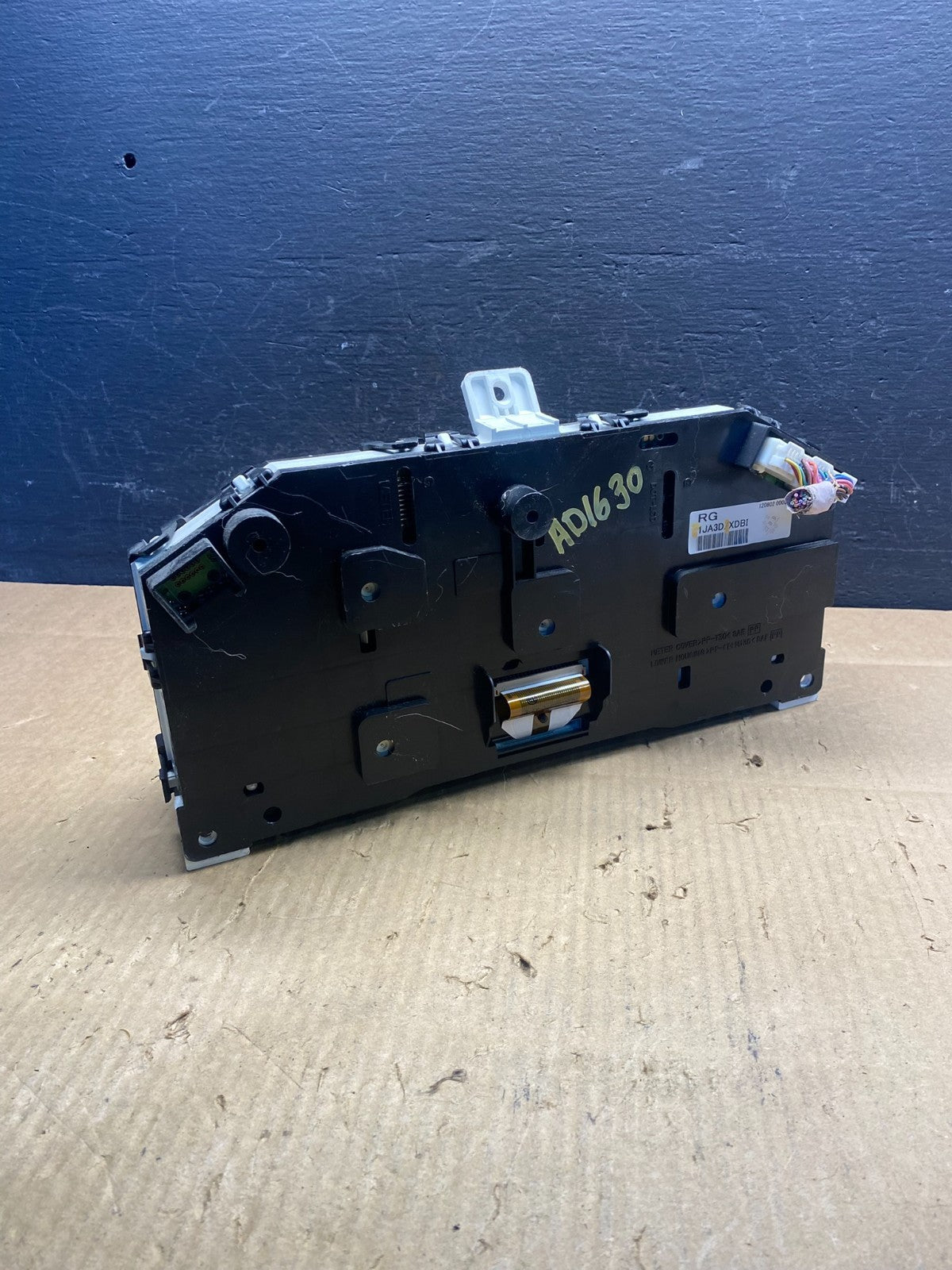 2011 to 2017 Nissan Quest Speedometer Cluster Gauge Dashboard AD1630 DG4
