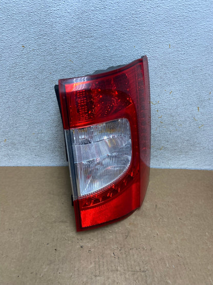 2011-2016 Chrysler Town and Country Right Passenger RH Tail Light AI3437 LK2