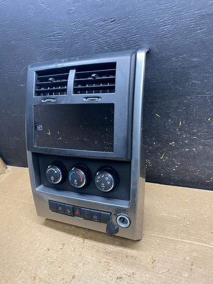 2008 to 2012 Jeep Liberty Dash Climate Temperature Control Radio Bezel W9729 DG1