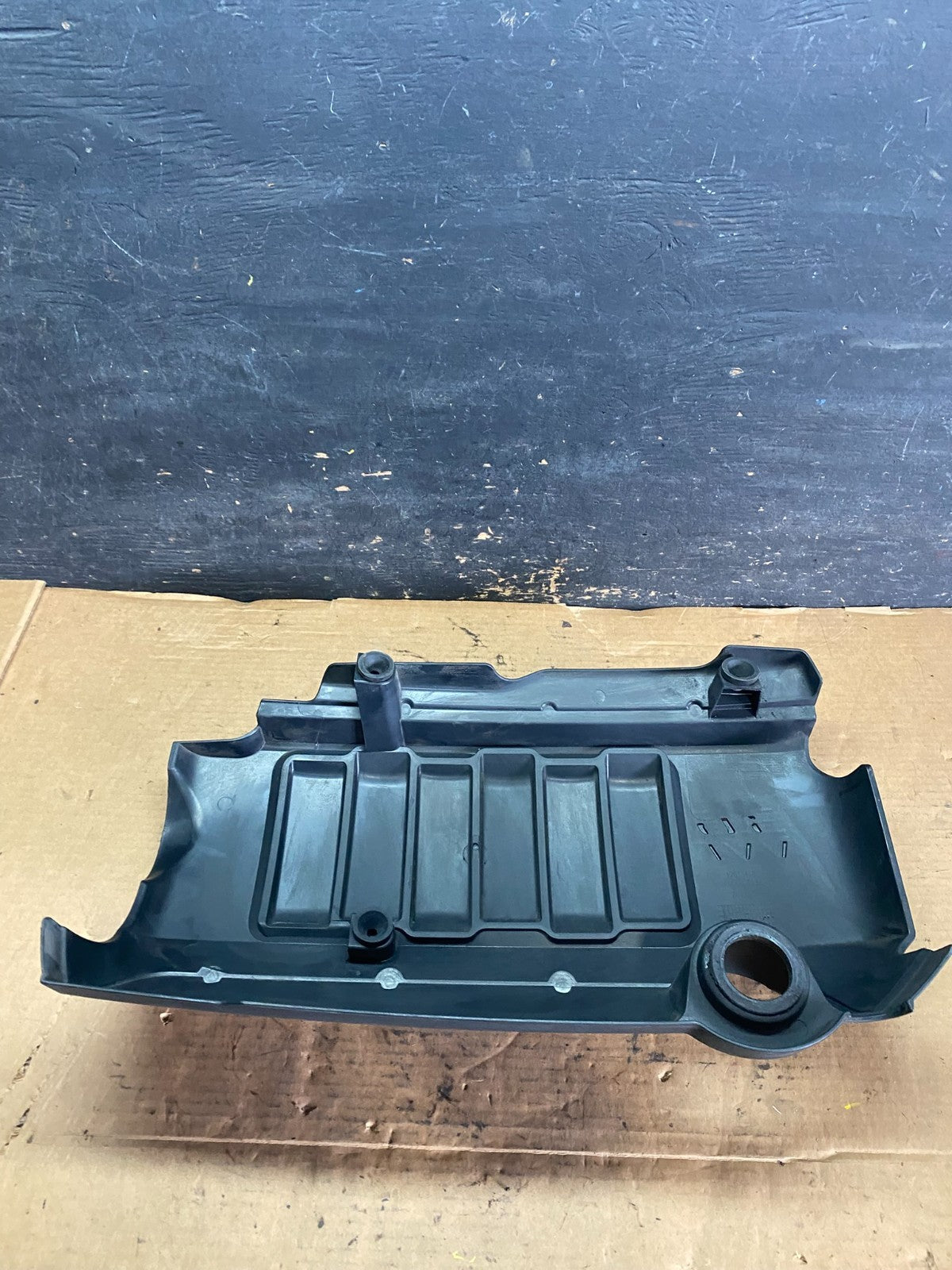 2012 to 2017 Buick Enclave Engine Motor Cover Oem W4587 DG5