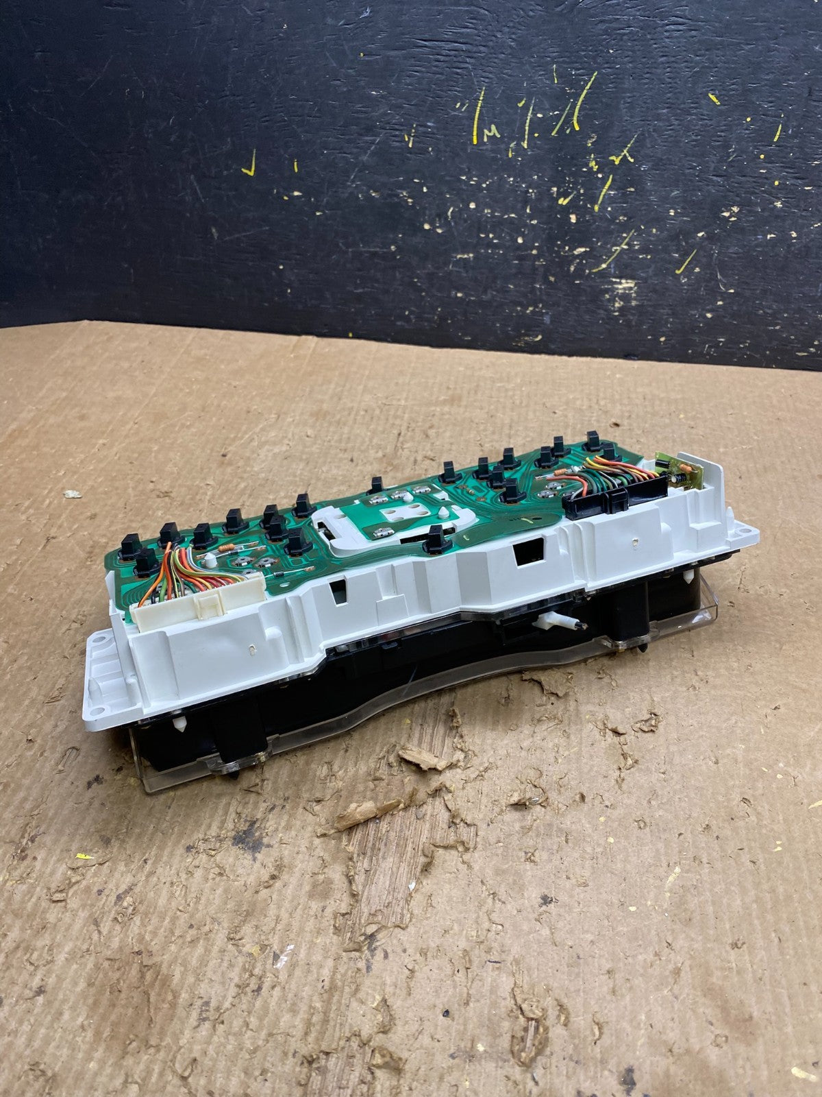 1998 to 2005 Mercury Marquis Speedometer Cluster Gauge Oem z9770 DG4