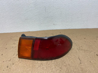 1995 to 1999 Nissan Sentra Left Driver LH Side Tail Light AC0274 DG0
