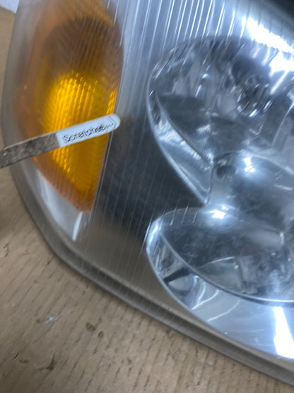 2002 to 2009 Gmc Envoy Right Passenger RH Side Headlight Halogen AD0949 DW3