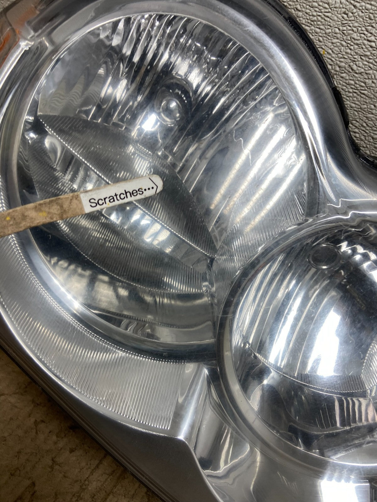 2005-2007 Jeep Grand Cherokee Left+Right Halogen Headlights AA8584 DW3