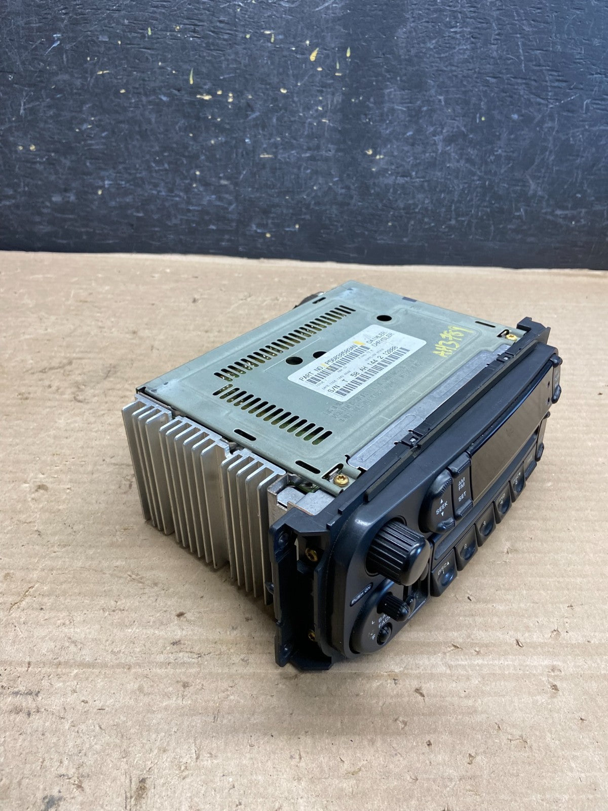 2002 - 2006 Chrysler Dodge Jeep Ram Radio CD Player AM/FM Receiver ah3789 DG1