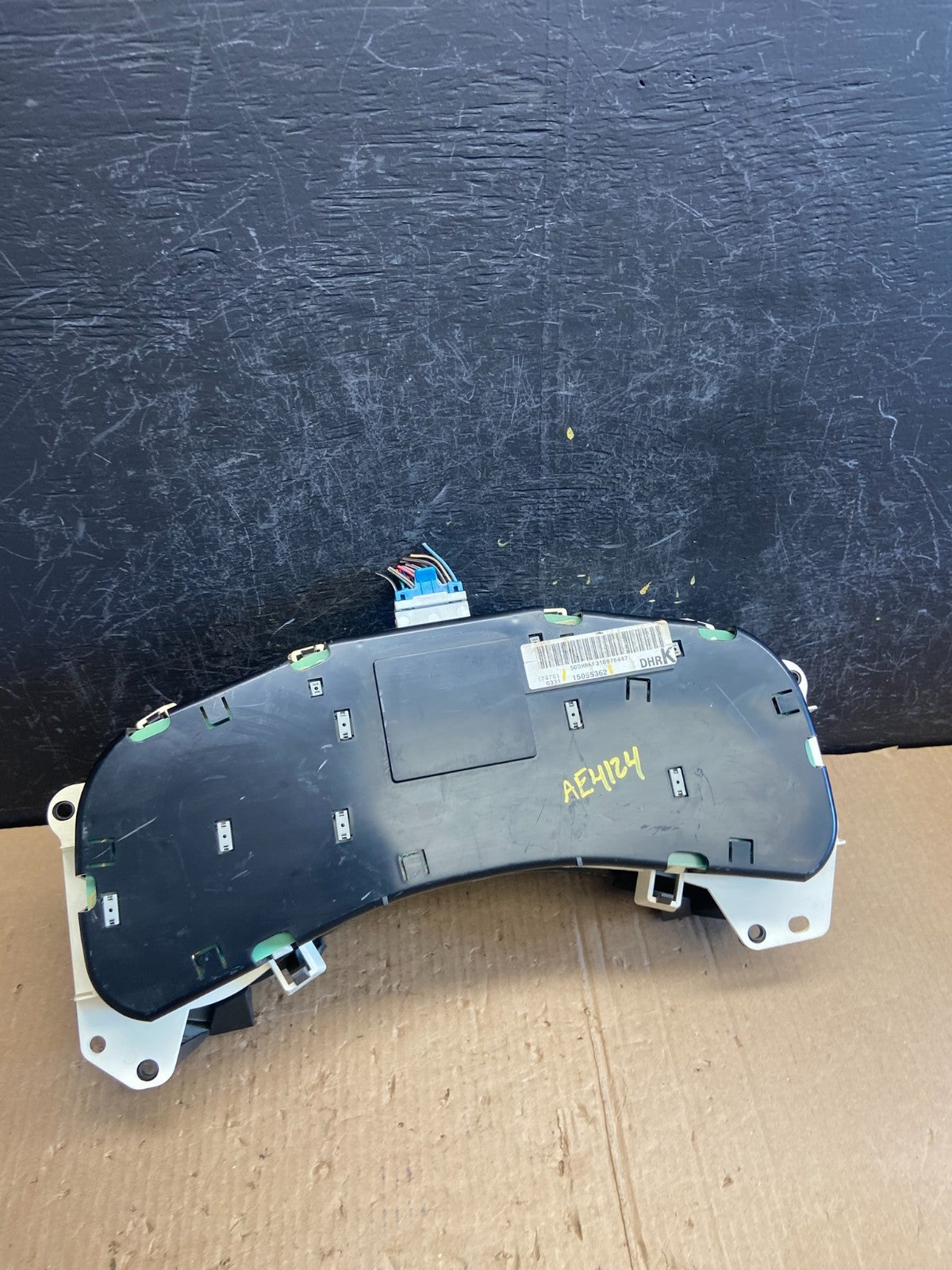 2002 GMC Yukon Speedometer Cluster Gauge AE4124 DG3
