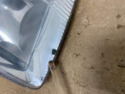 1998 to 2001 Volkswagen Passat Left+Right Side Headlights OEM V3220 DW6