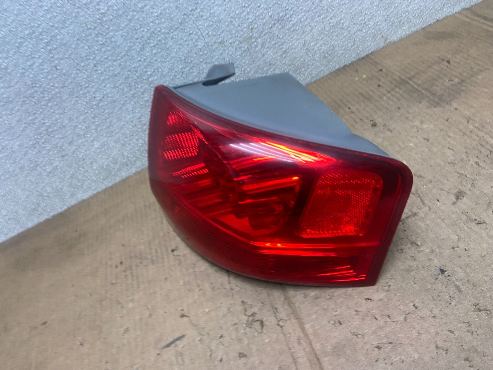 2007 2008 2009 Acura Mdx Right Passenger Rh Side Tail Light Oem AA6875 DW1
