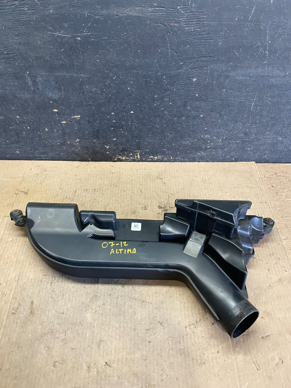 2007 to 2013 Nissan Altima 2.5L Air Duct Tube Resonator 16554-JA000 OEM Q5867 DG5