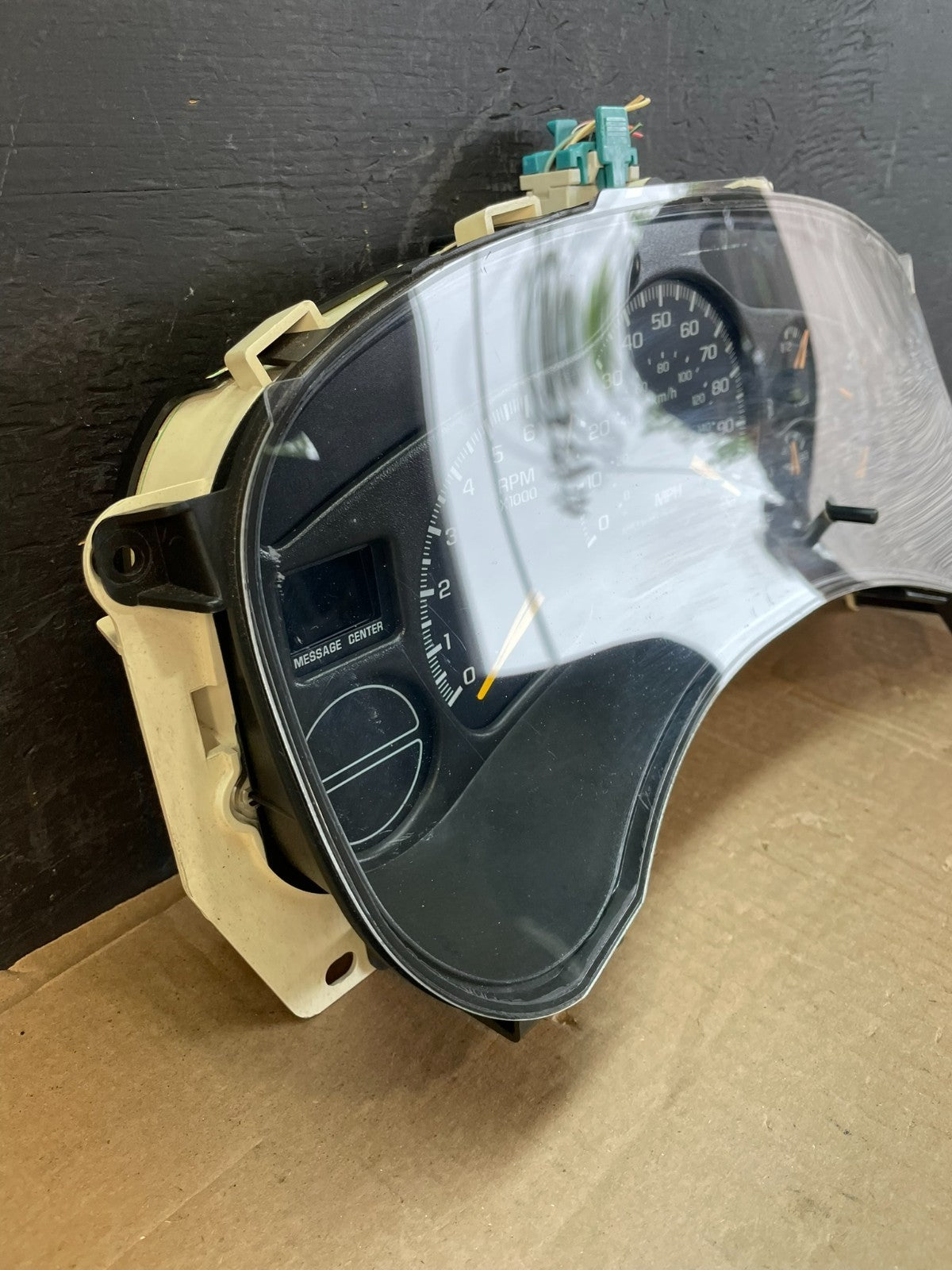 1999 to 2002 Chevrolet Silverado Sierra Cluster Gauge Speedometer ECM AC4940 DG3