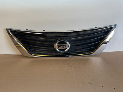 2012 to 2014 Nissan Versa Sedan Front Upper Grill Grille AG1002 DG0