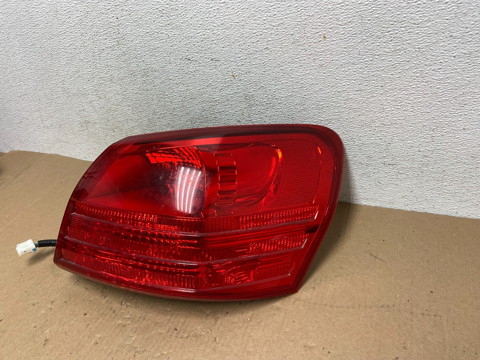 2008 to 2015 Nissan Rogue Right Passenger Rh Side Tail Light AD6500 DW1